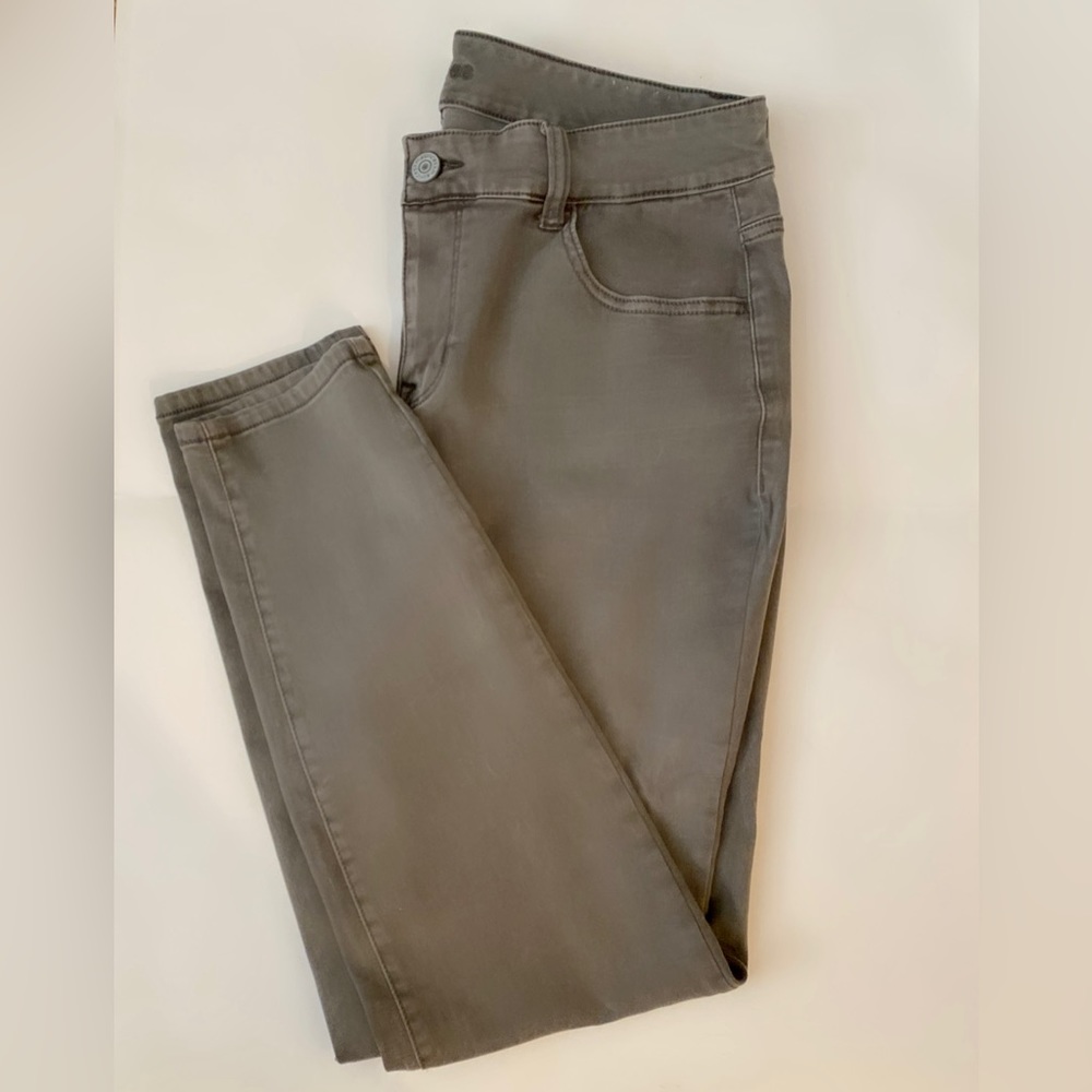 Grey Jeggings